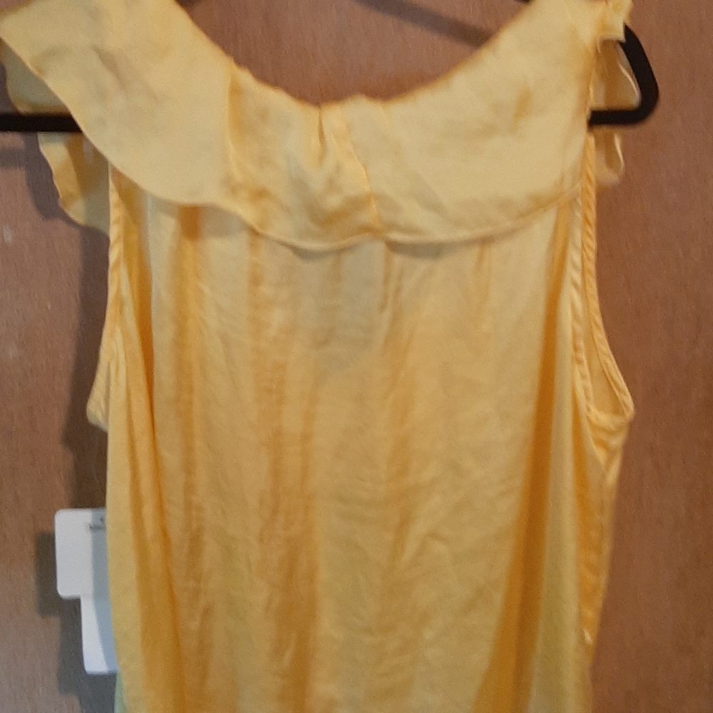 Yellow Ruffled Shirt - Picture 3 of 4